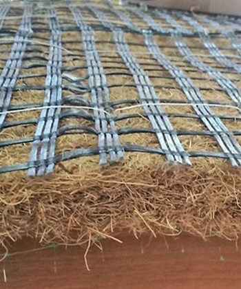 抗沖生物毯在水下邊坡防護(hù)應(yīng)用